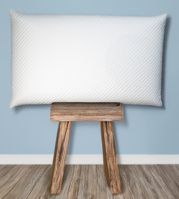 JOMFY DREAM Kissen auf einem Hocker – stilvolle Präsentation für sportliche Regeneration
